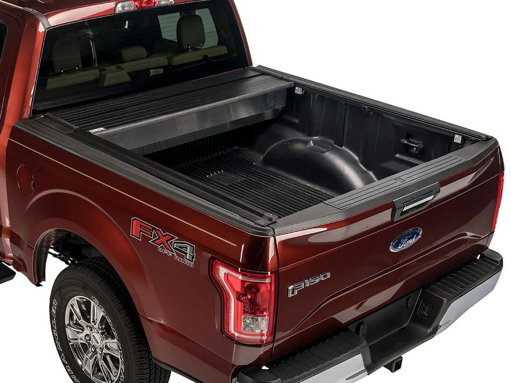 Gator by RealTruck Recoil Retractable Truck Bed Tonneau Wrap | G30373 | Compatible with 2015 - 2020 Ford F-150 5' 7" Bed (67.1")
