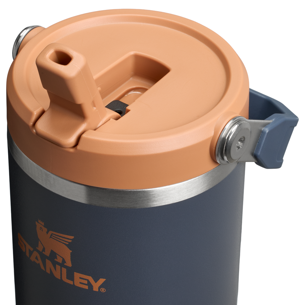 The IceFlow™ Flip Straw Tumbler D153N